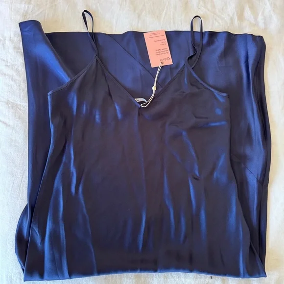 Quince Navy Blue Dress - Picture 2 of 7